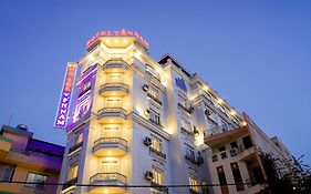 RedDoorz Yen Nam Hotel Nguyen Trong Tuyen